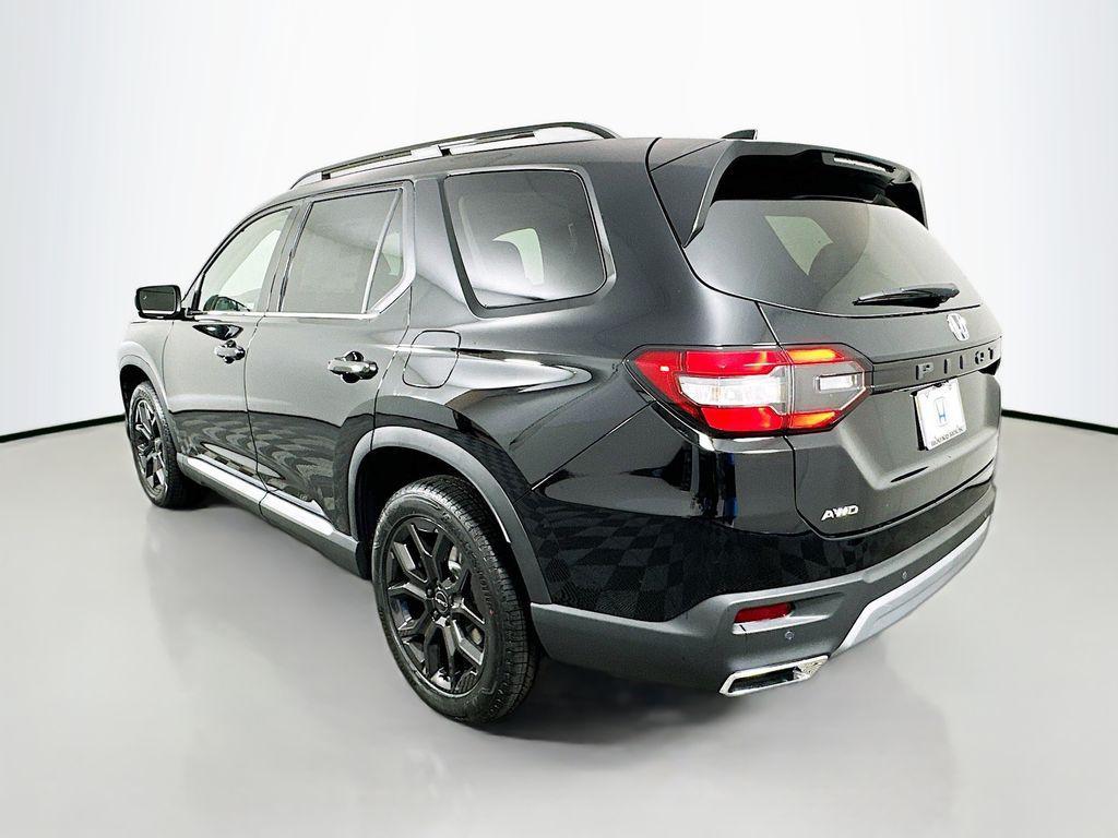 new 2025 Honda Pilot car, priced at $52,995