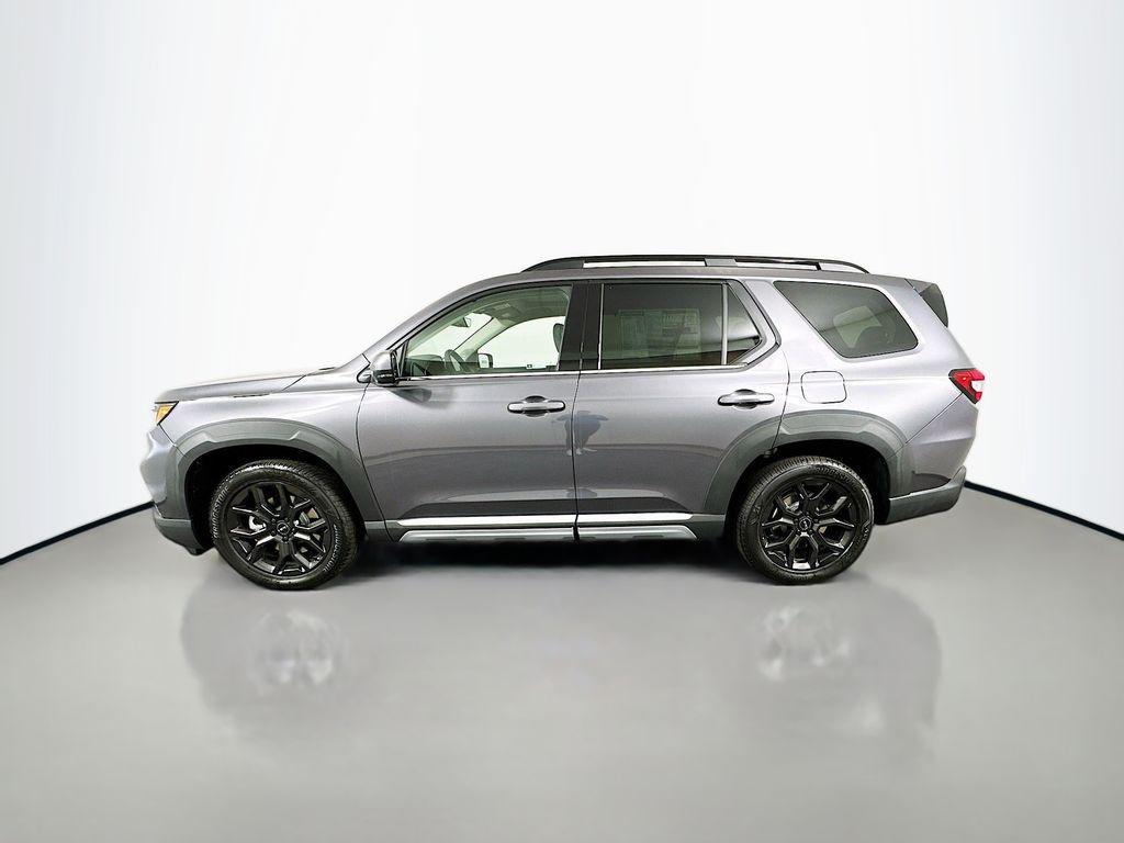 new 2025 Honda Pilot car, priced at $53,800