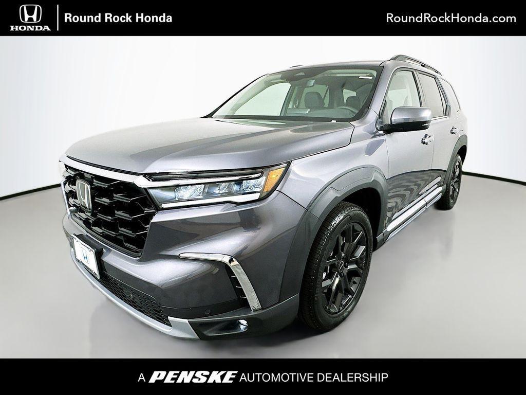new 2025 Honda Pilot car, priced at $53,800
