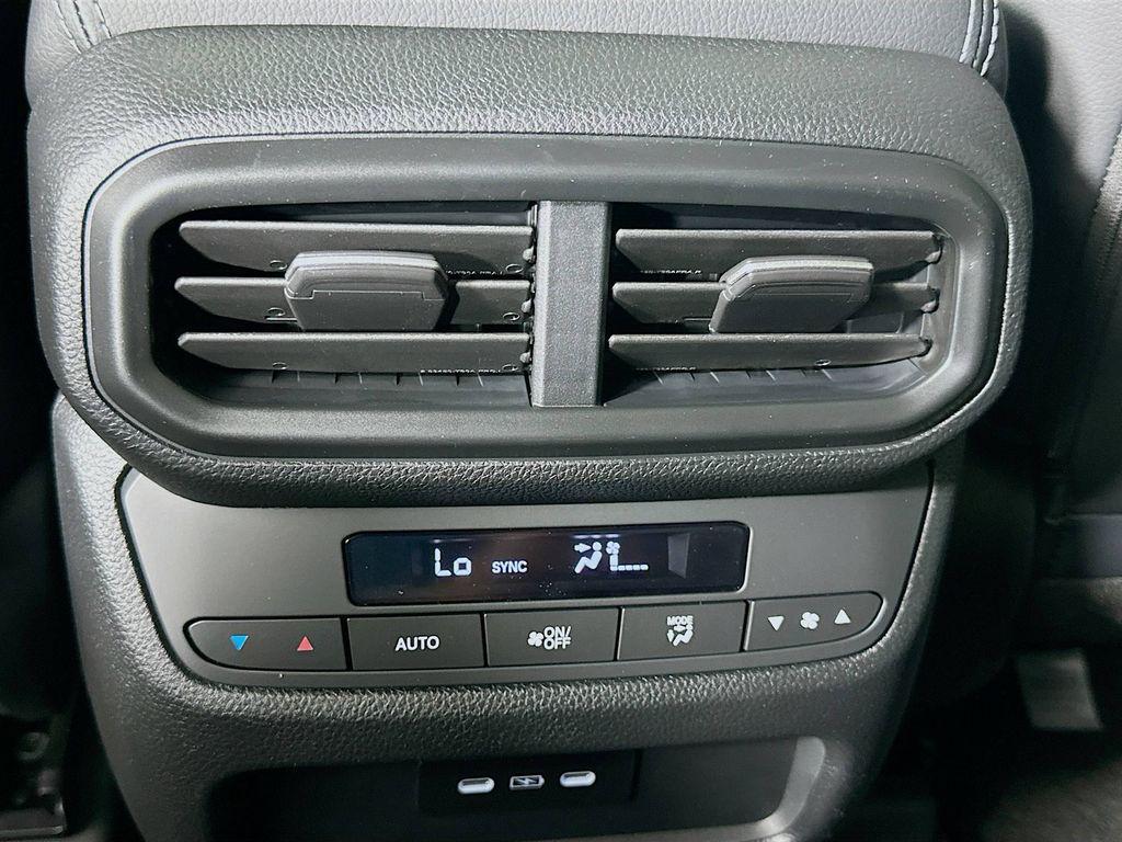 new 2025 Honda Pilot car, priced at $47,095