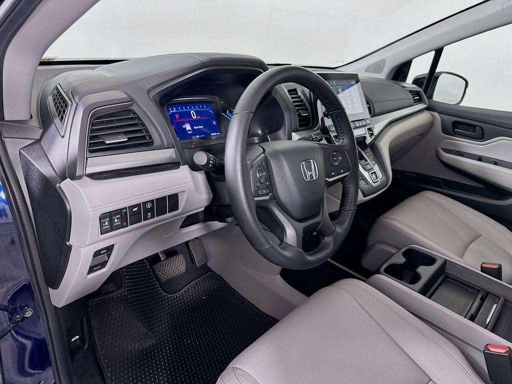 used 2024 Honda Odyssey car, priced at $34,400