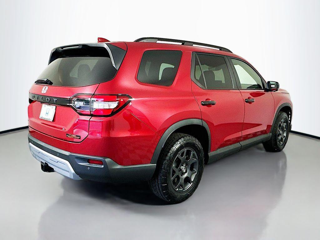 new 2025 Honda Pilot car, priced at $51,785