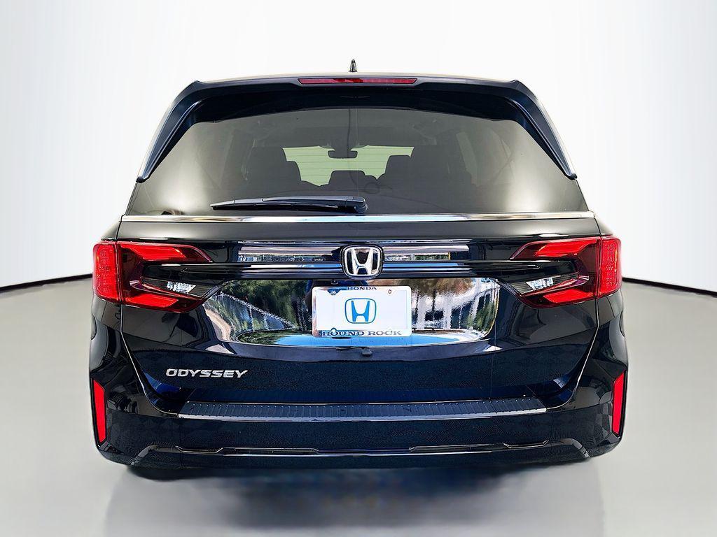 new 2026 Honda Odyssey car, priced at $44,290