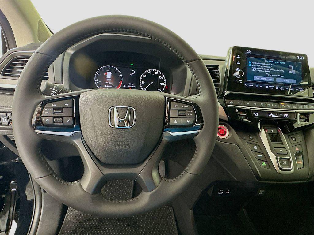 new 2026 Honda Odyssey car, priced at $44,290