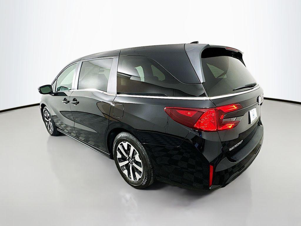 new 2026 Honda Odyssey car, priced at $44,290