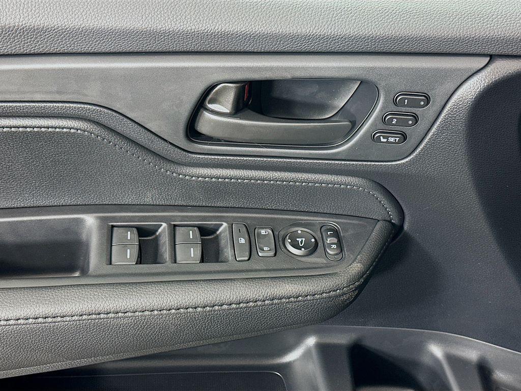 new 2026 Honda Odyssey car, priced at $44,885