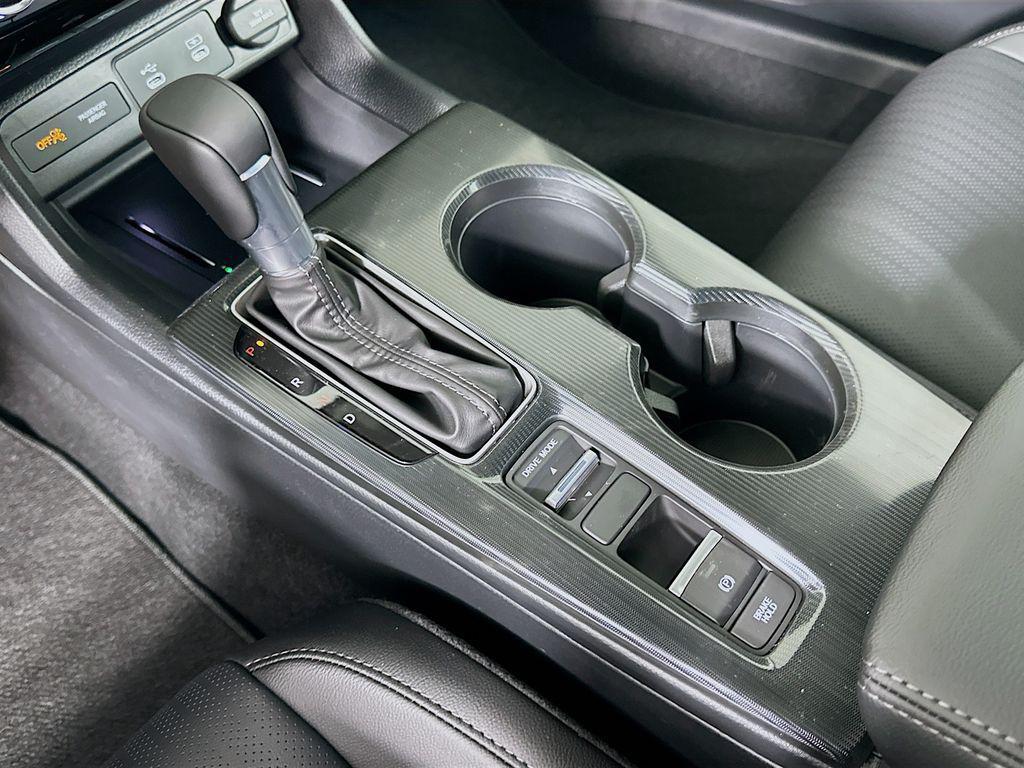 new 2026 Honda Civic Hybrid car, priced at $33,945