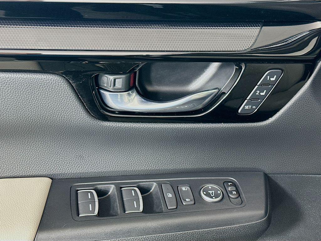 used 2026 Honda CR-V car, priced at $34,900