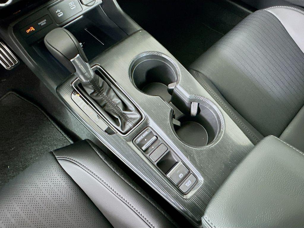 new 2026 Honda Civic Hybrid car, priced at $33,490