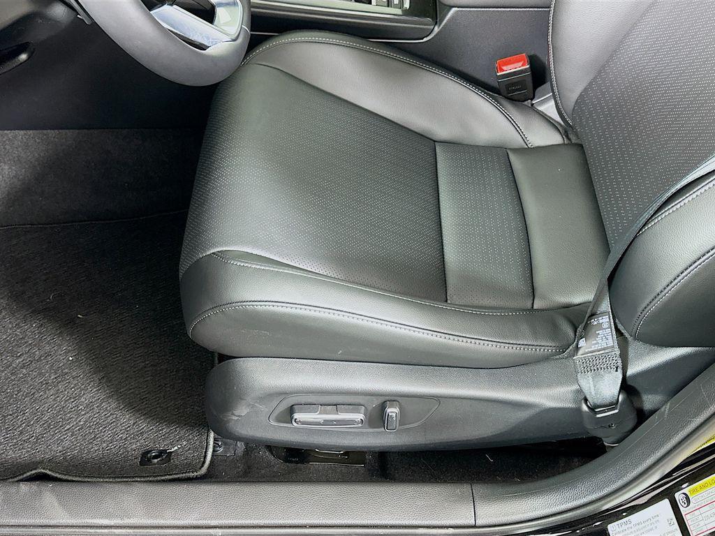 new 2026 Honda Civic Hybrid car, priced at $33,490