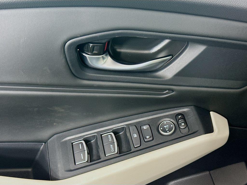 new 2025 Honda Accord car, priced at $31,755