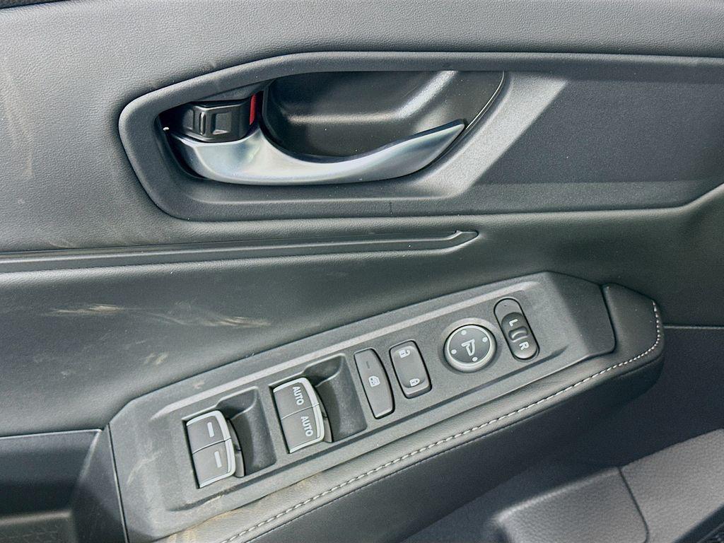 new 2025 Honda Accord Hybrid car, priced at $35,305