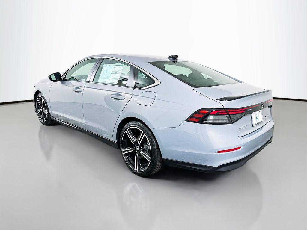 new 2025 Honda Accord Hybrid car, priced at $35,305