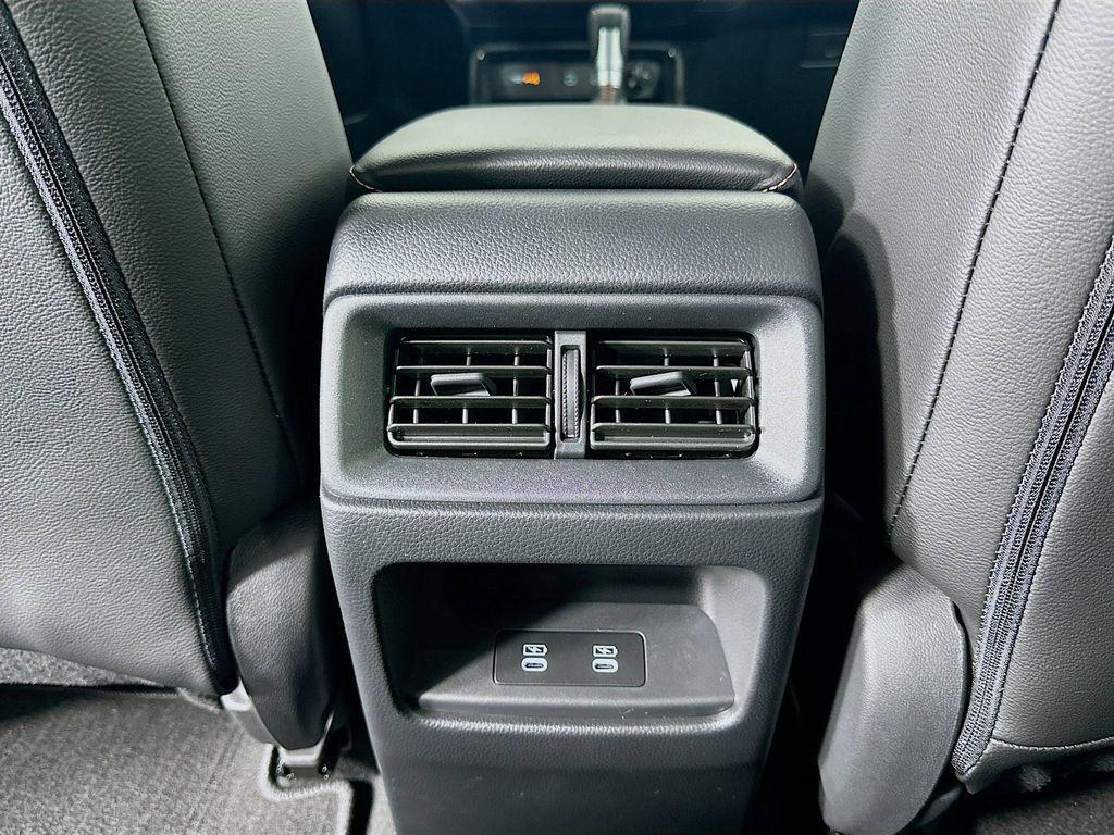 new 2026 Honda CR-V Hybrid car, priced at $40,175