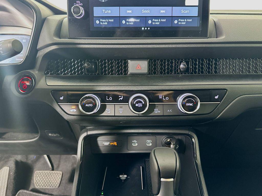 new 2026 Honda CR-V Hybrid car, priced at $40,175