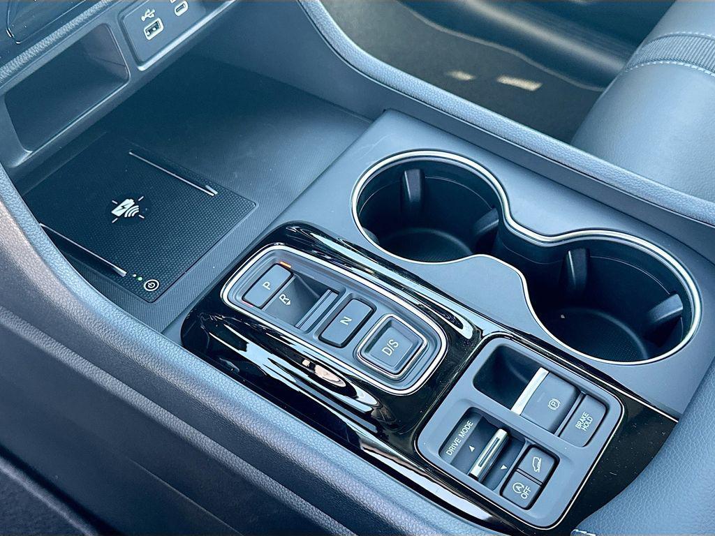 new 2025 Honda Pilot car, priced at $52,950