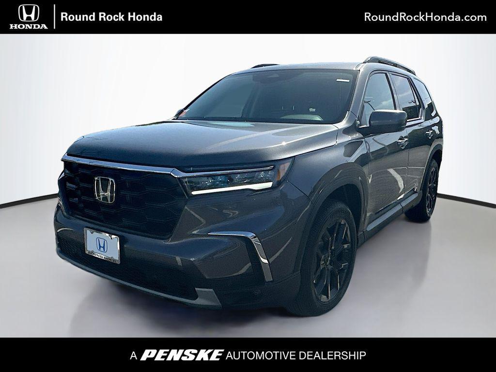 new 2025 Honda Pilot car, priced at $52,950