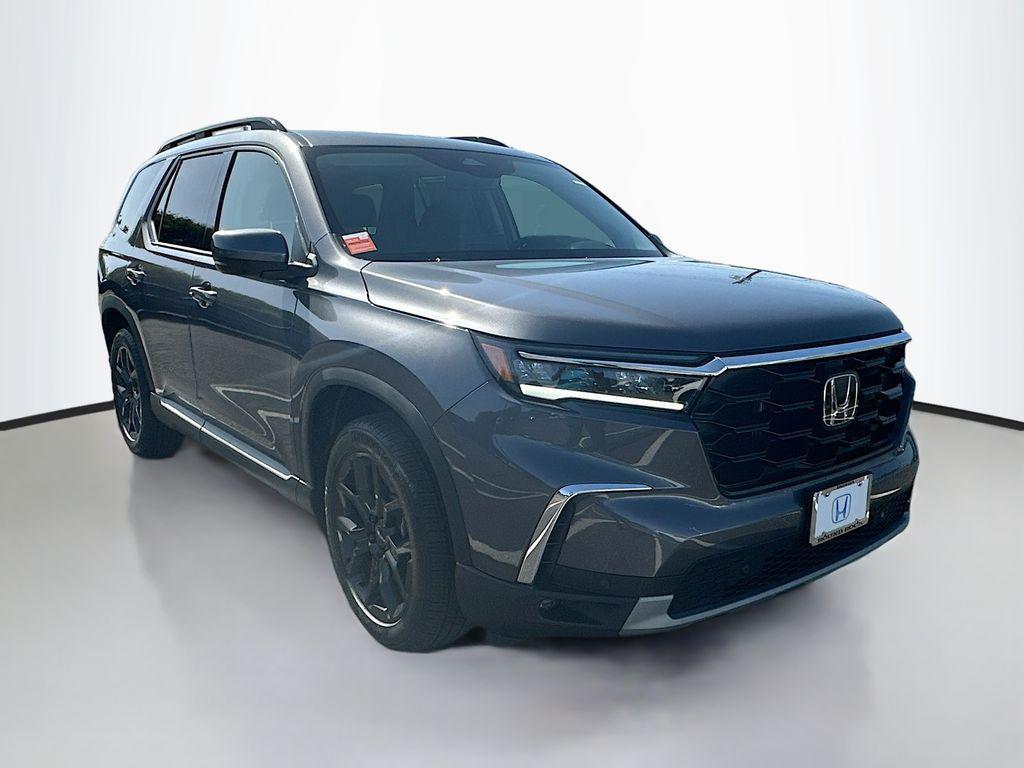 new 2025 Honda Pilot car, priced at $52,950