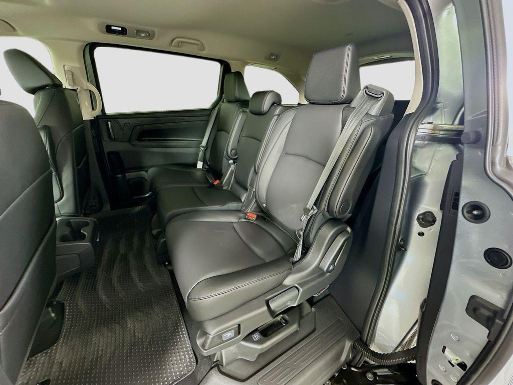new 2026 Honda Odyssey car, priced at $44,290