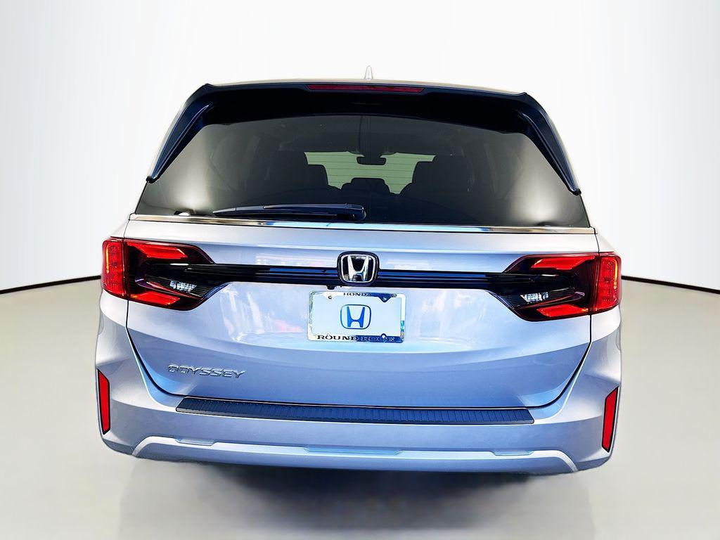 new 2026 Honda Odyssey car, priced at $44,290