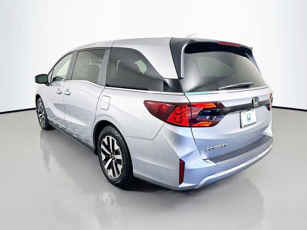 new 2026 Honda Odyssey car, priced at $44,290
