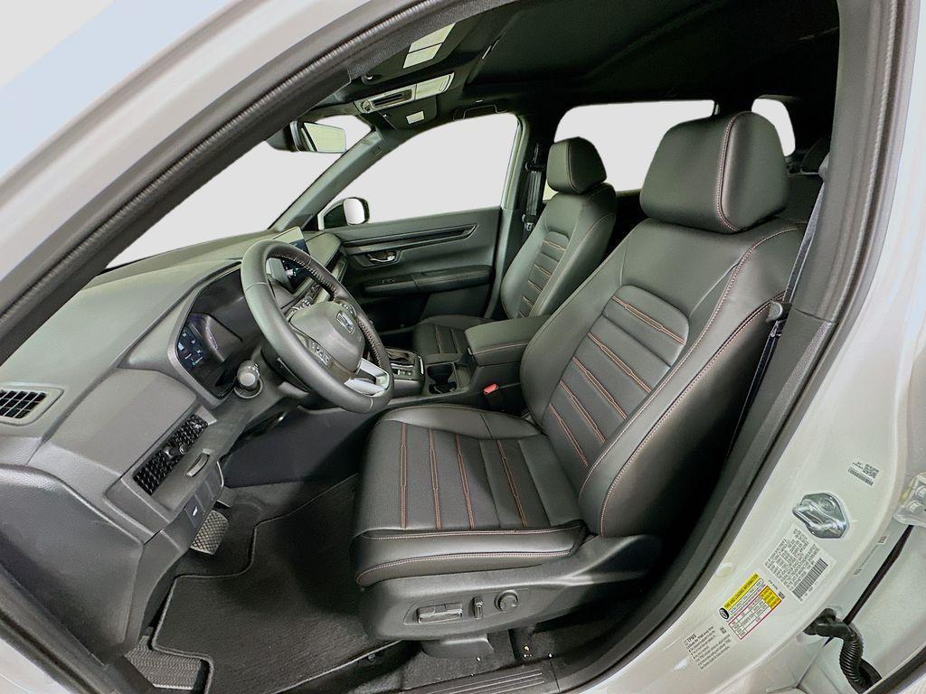 new 2026 Honda CR-V Hybrid car, priced at $40,630