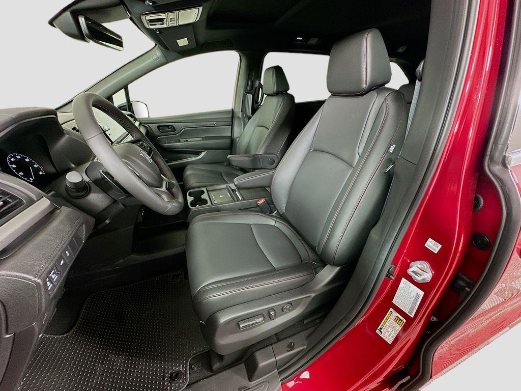 new 2026 Honda Odyssey car, priced at $46,440