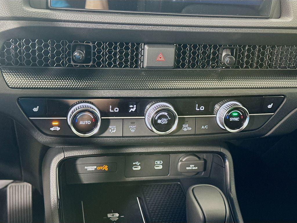 new 2026 Honda CR-V Hybrid car, priced at $40,175