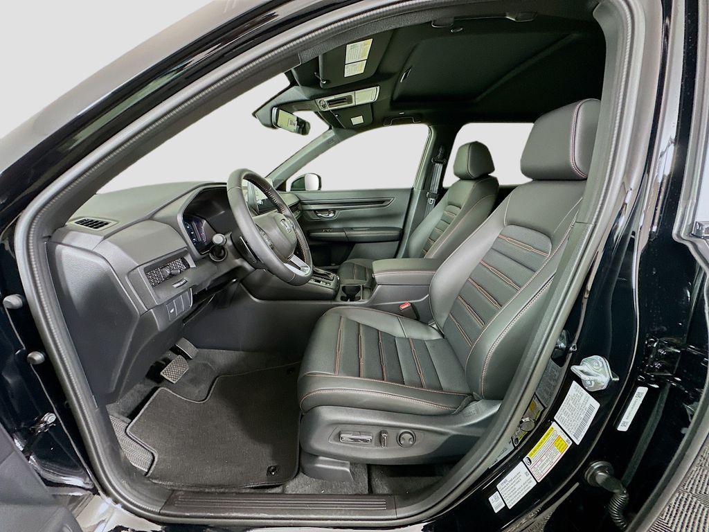 new 2026 Honda CR-V Hybrid car, priced at $40,175