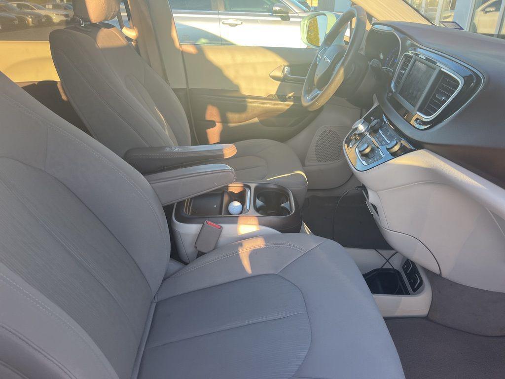 used 2018 Chrysler Pacifica car, priced at $14,500