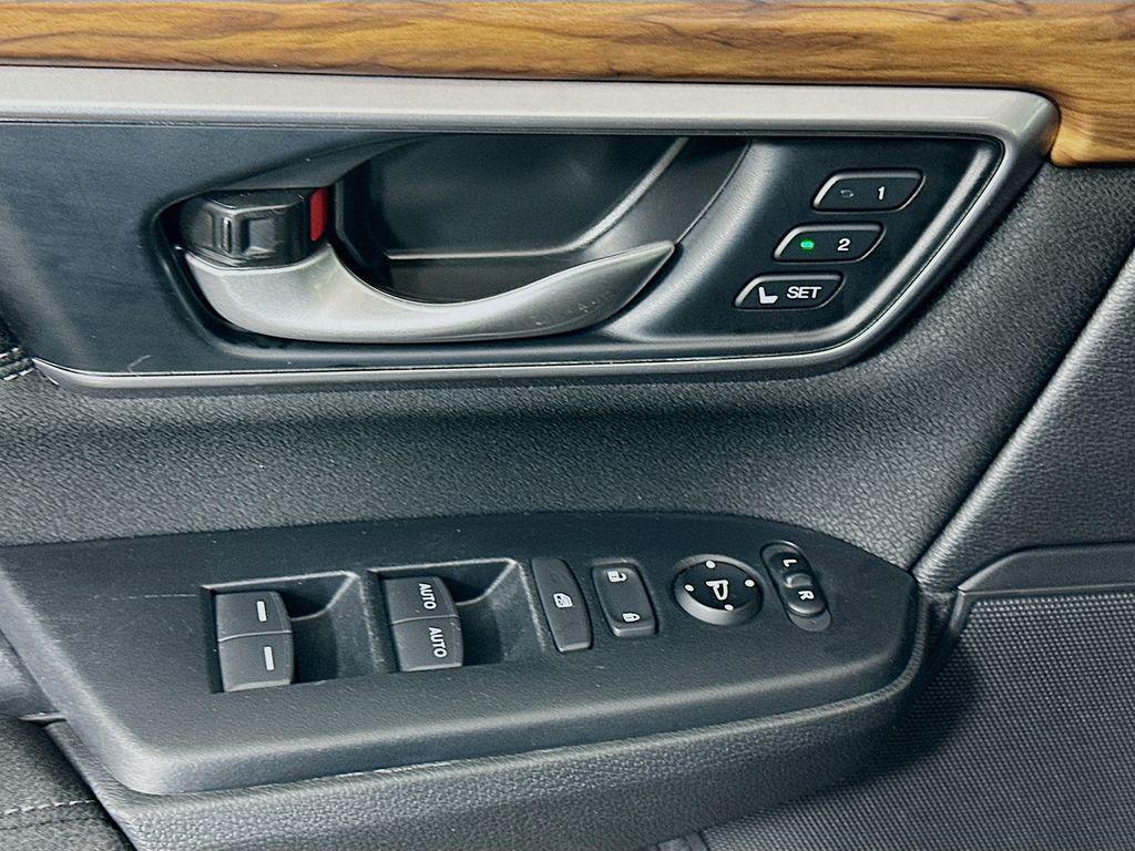 used 2022 Honda CR-V Hybrid car, priced at $24,500