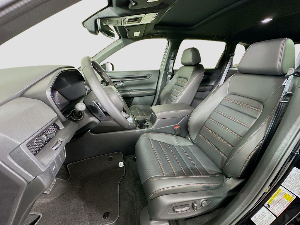 new 2026 Honda CR-V Hybrid car, priced at $40,175