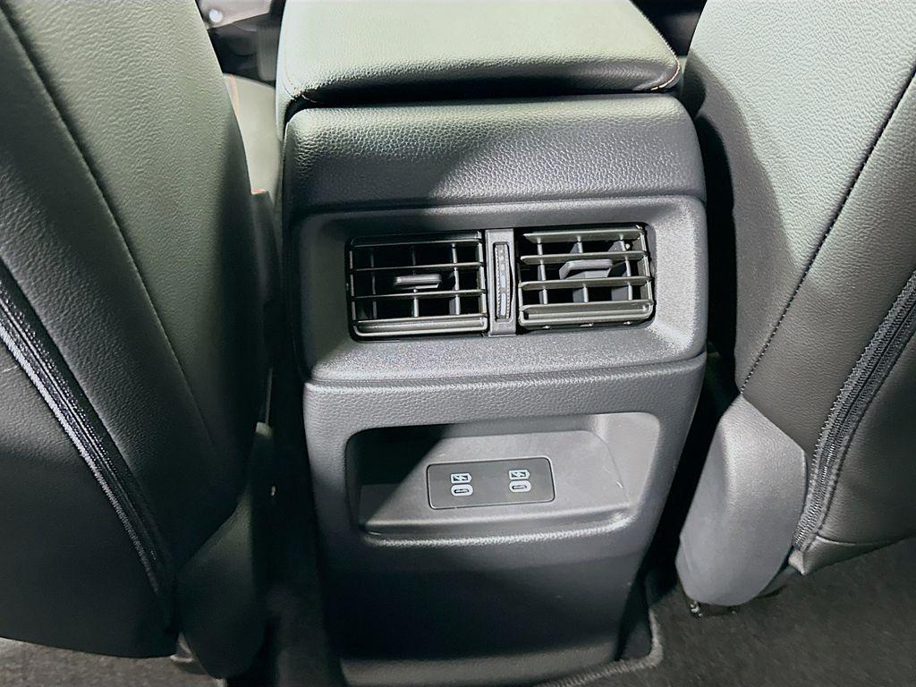 new 2026 Honda CR-V Hybrid car, priced at $40,175