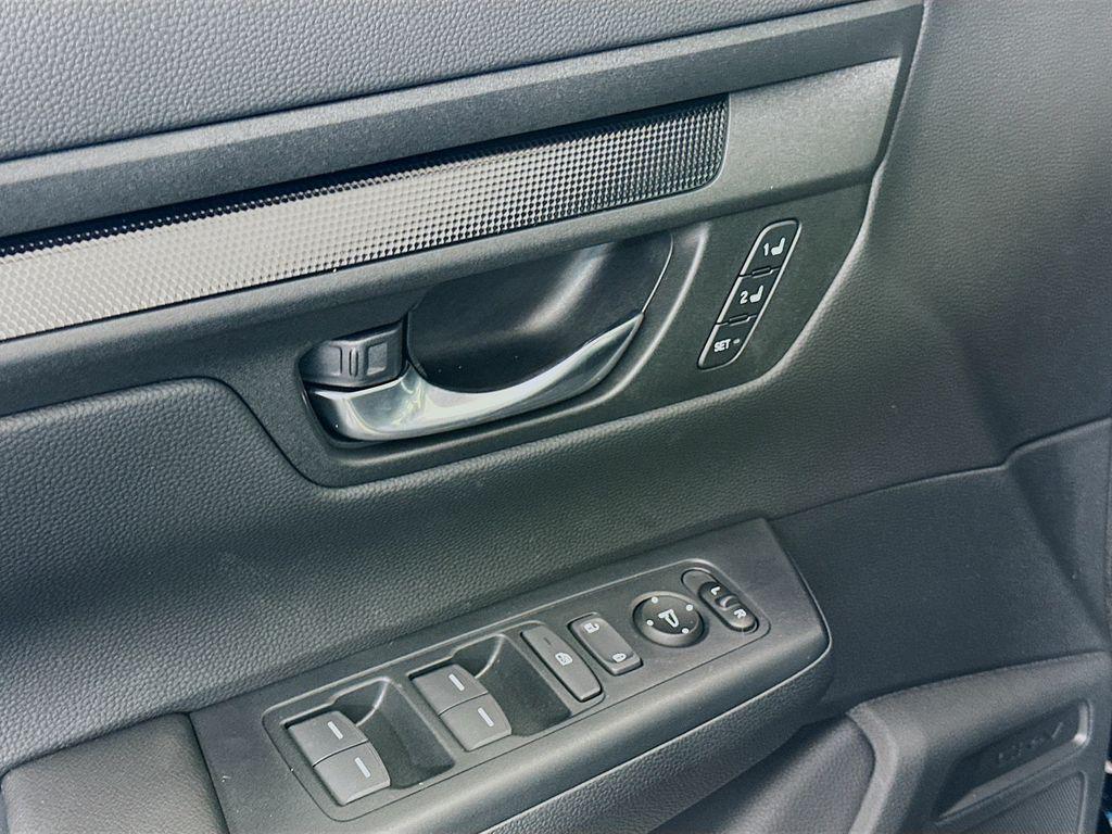 new 2026 Honda CR-V Hybrid car, priced at $40,175