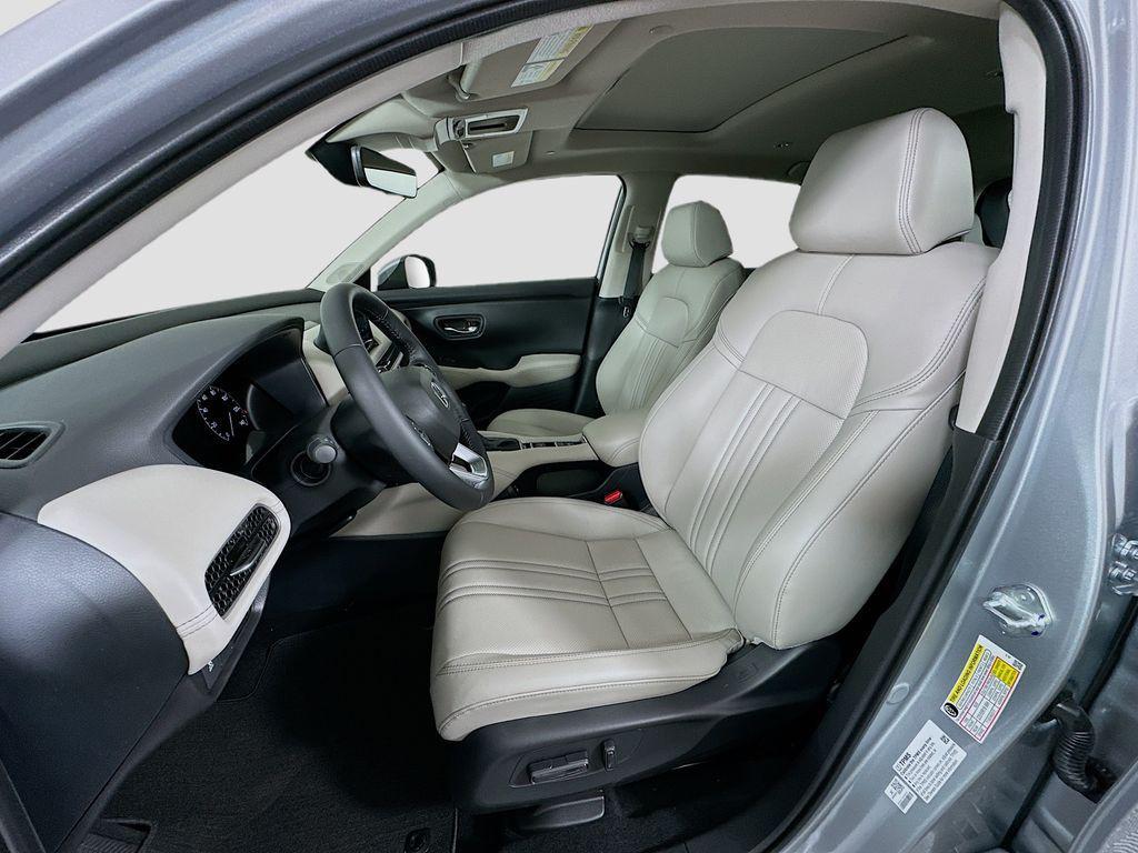 new 2026 Honda HR-V car, priced at $31,500