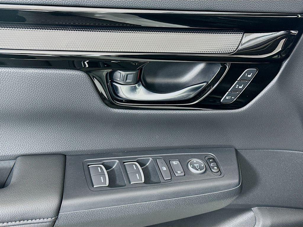 used 2026 Honda CR-V car, priced at $35,000