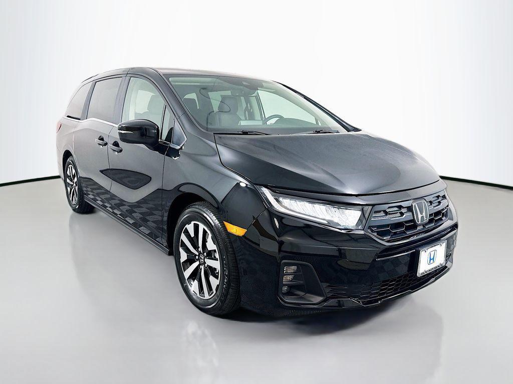new 2026 Honda Odyssey car, priced at $44,290