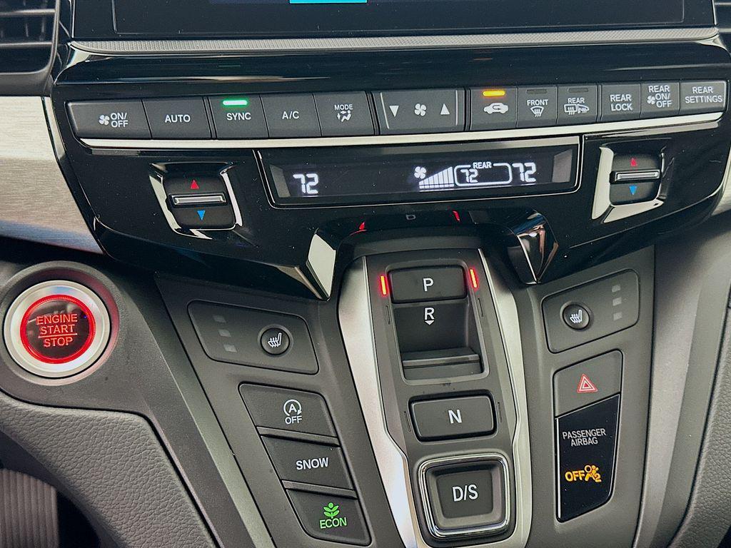 new 2026 Honda Odyssey car, priced at $44,290