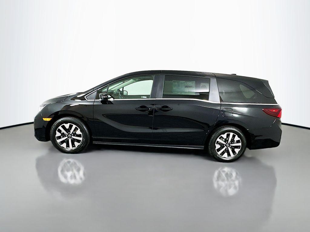new 2026 Honda Odyssey car, priced at $44,290