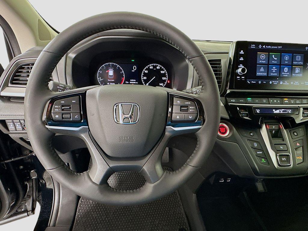 new 2026 Honda Odyssey car, priced at $44,290