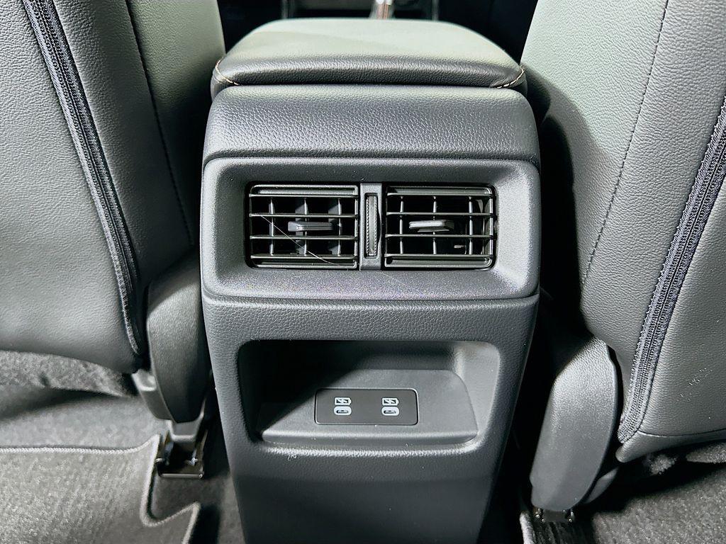 new 2026 Honda CR-V Hybrid car, priced at $40,175