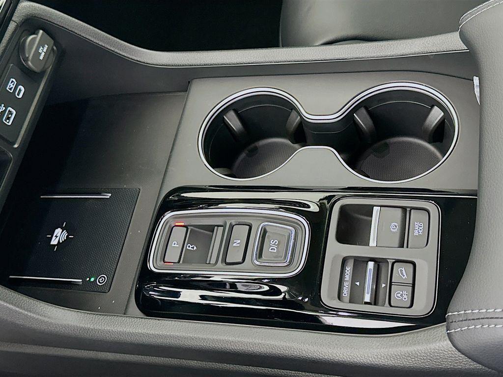 new 2025 Honda Pilot car, priced at $51,650