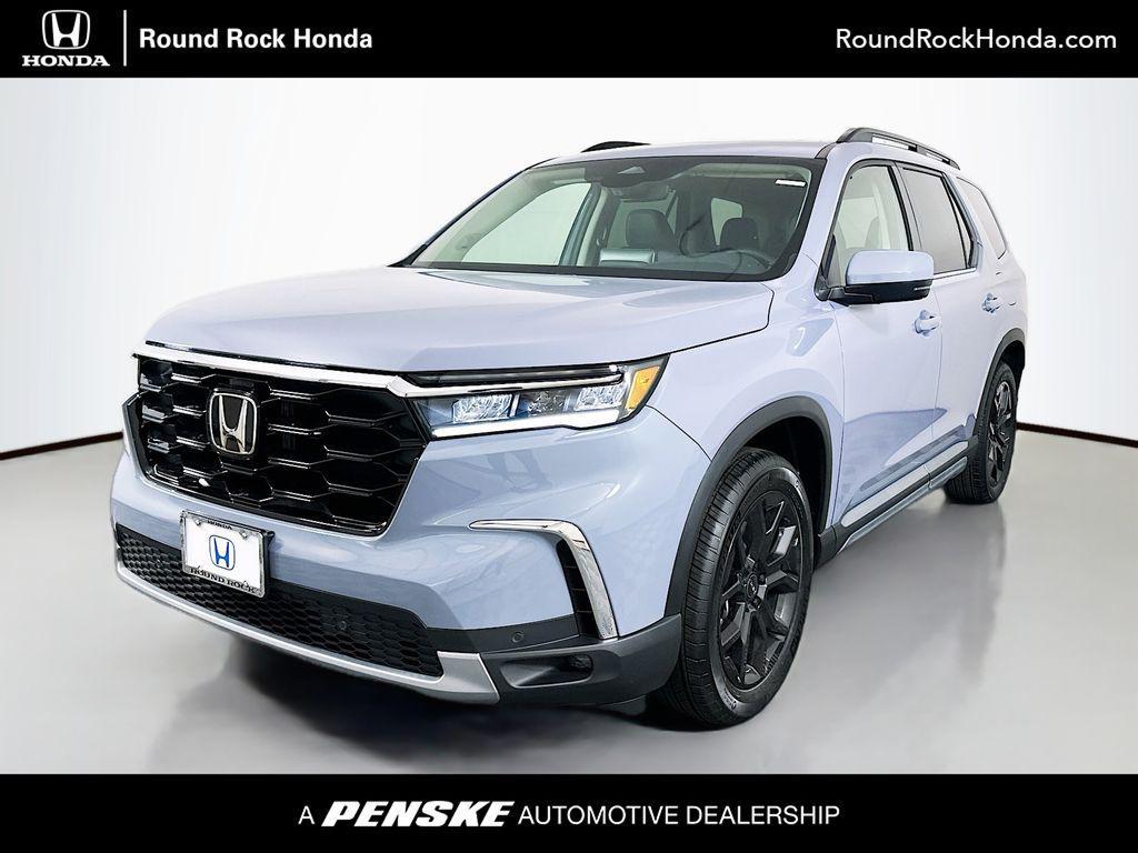 new 2025 Honda Pilot car, priced at $51,650
