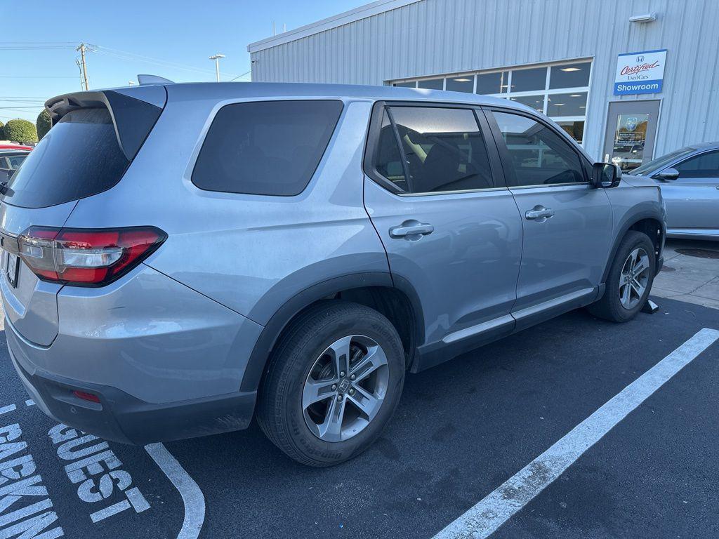 used 2023 Honda Pilot car, priced at $34,700