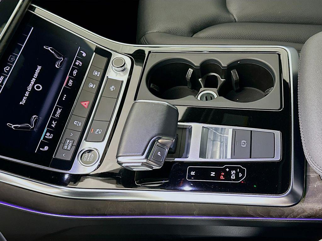 used 2022 Audi Q7 car, priced at $37,300