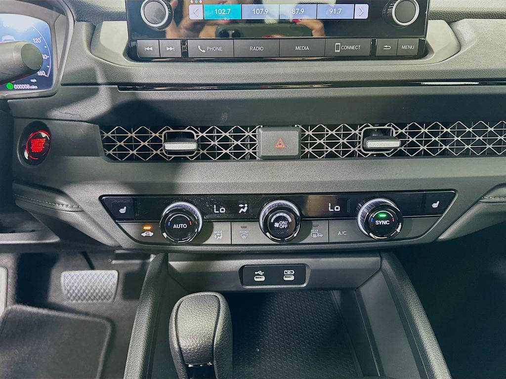 new 2025 Honda Accord car, priced at $32,165