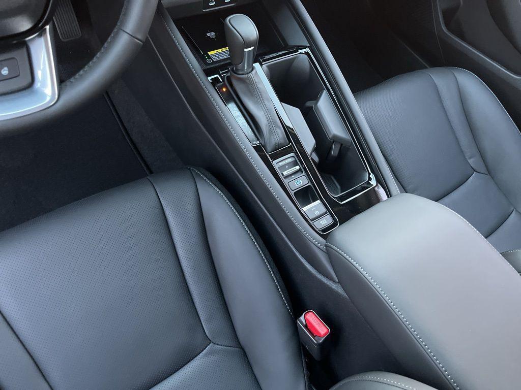 new 2025 Honda Accord Hybrid car, priced at $40,950