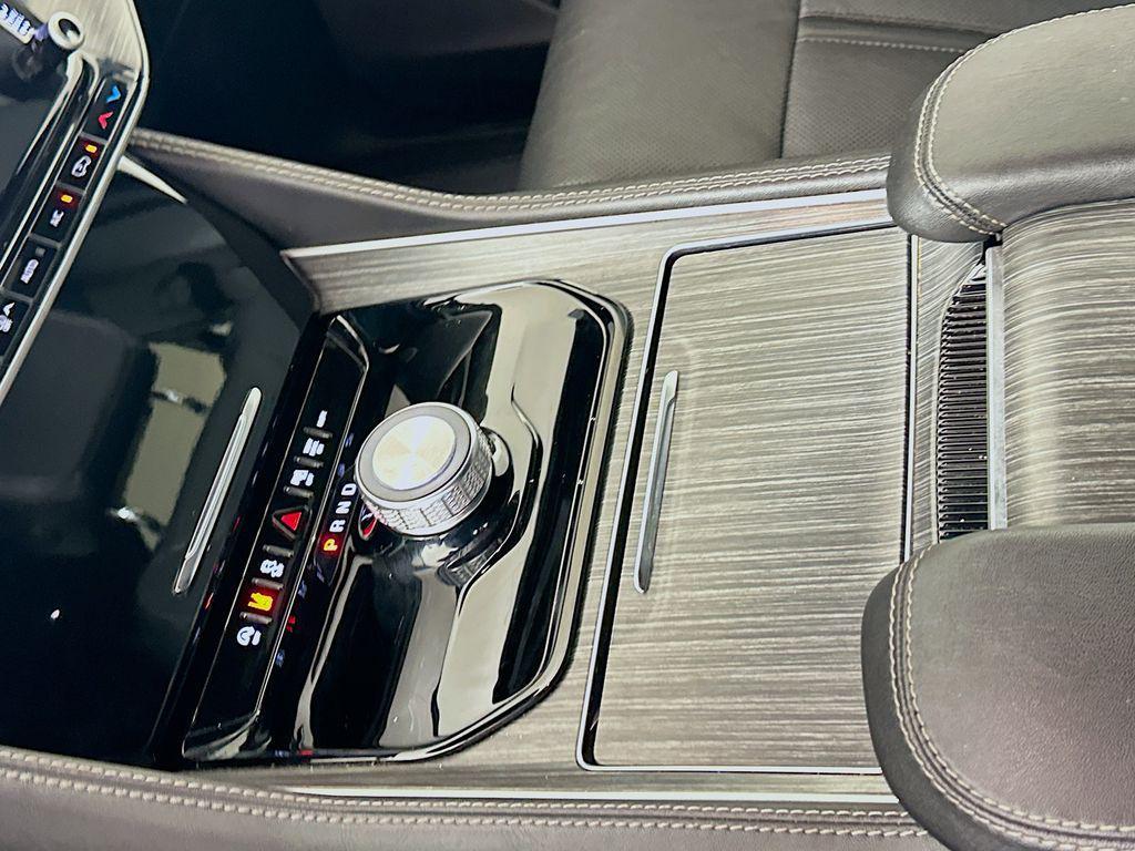 used 2024 Jeep Wagoneer car, priced at $39,000