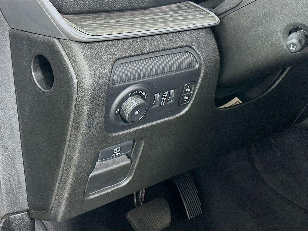 used 2024 Jeep Wagoneer car, priced at $39,000