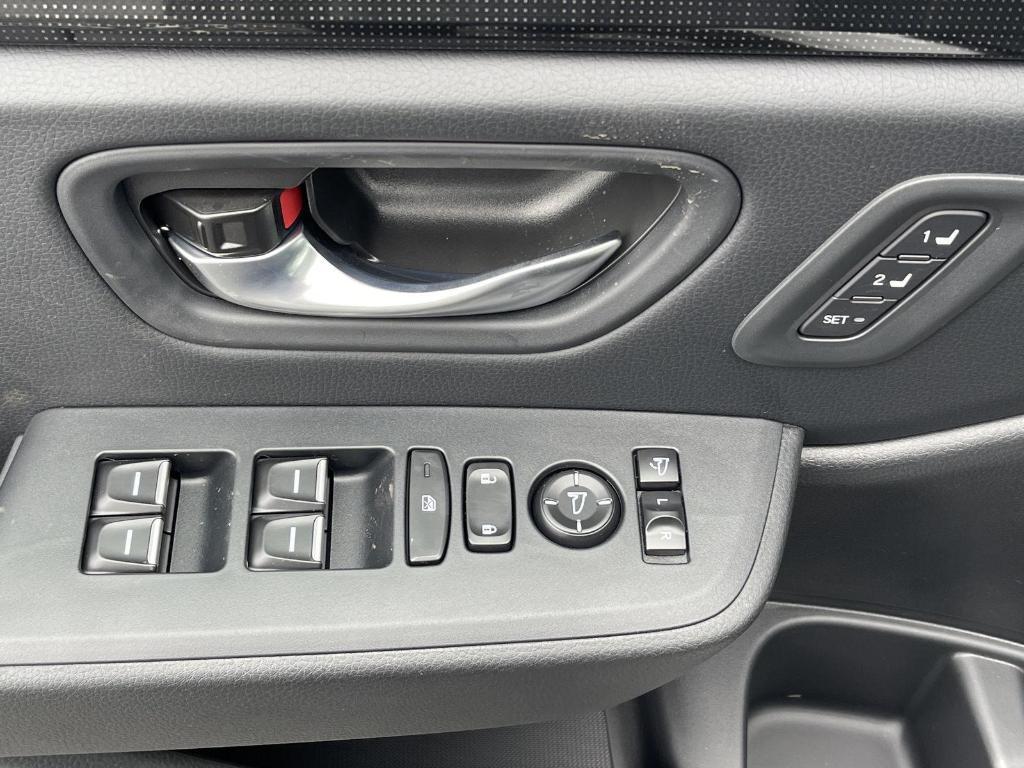 new 2025 Honda Pilot car, priced at $54,985